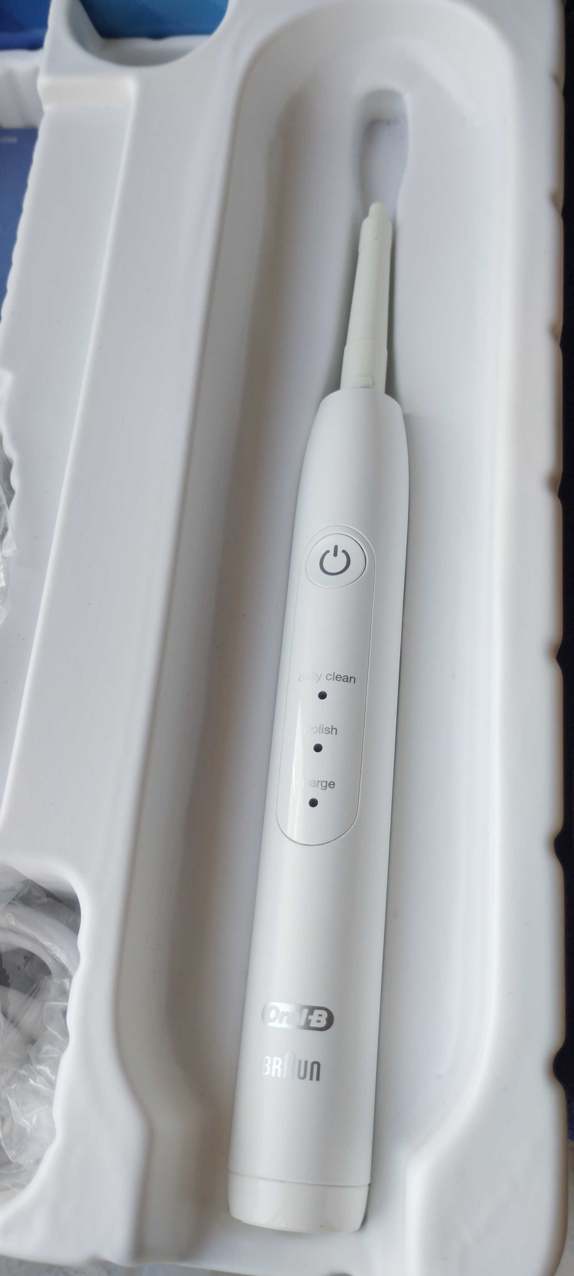Szczoteczka Oral-B Pulsonic SlimOne 2200