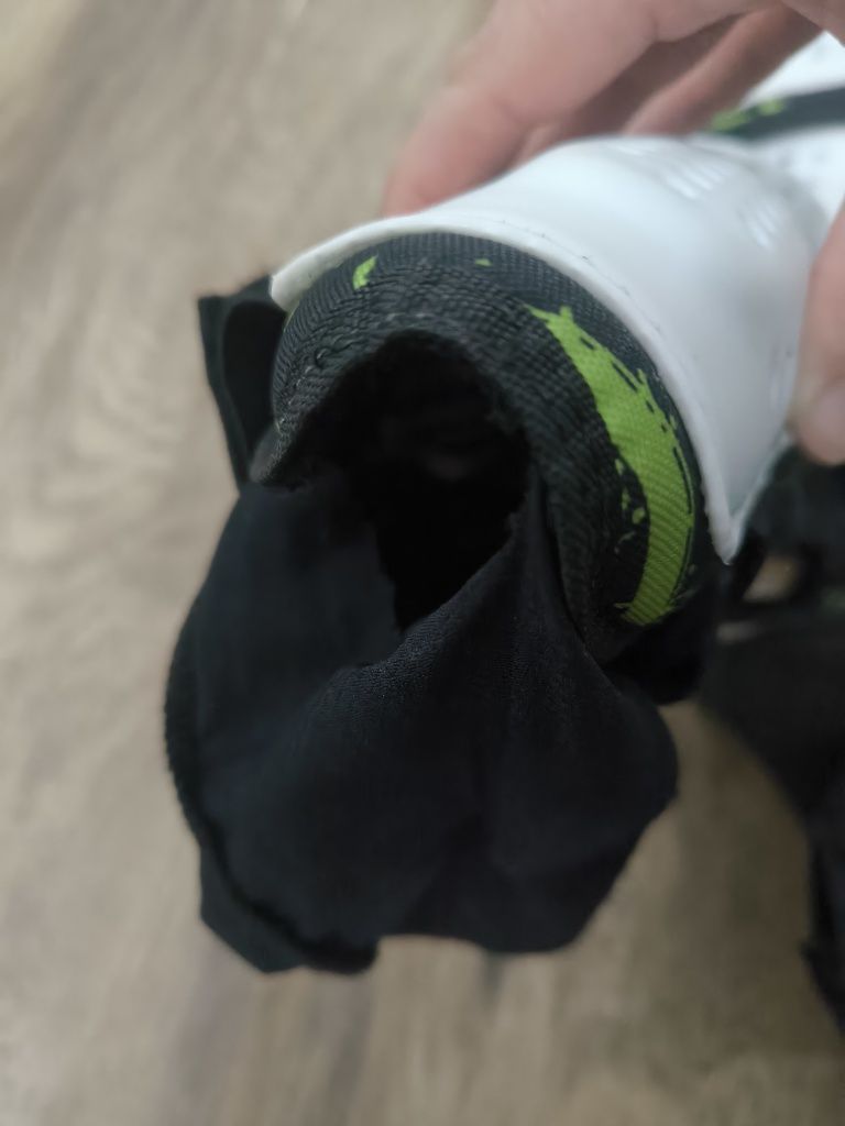 Colete integral com protecções para moto
lovo
