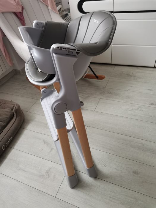 Krzesełko do karmienia SKŁADANE. Momi Kala. Szare.