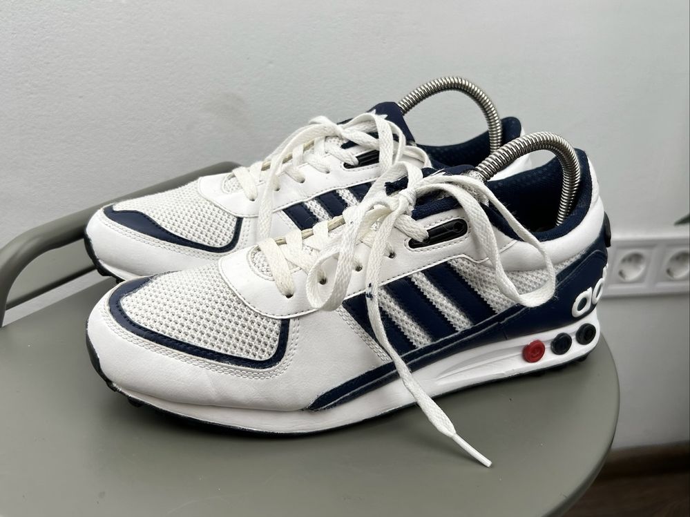 Оригінал! Кросівки Adidas La Trainer 42.5 розмір 03729