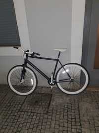 Bicicleta BH contrapedal