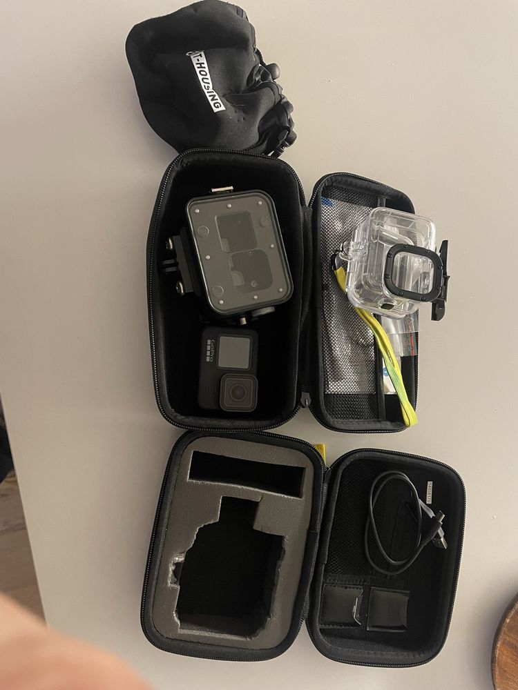 Camara GoPro 9 com 2 caixas estanques