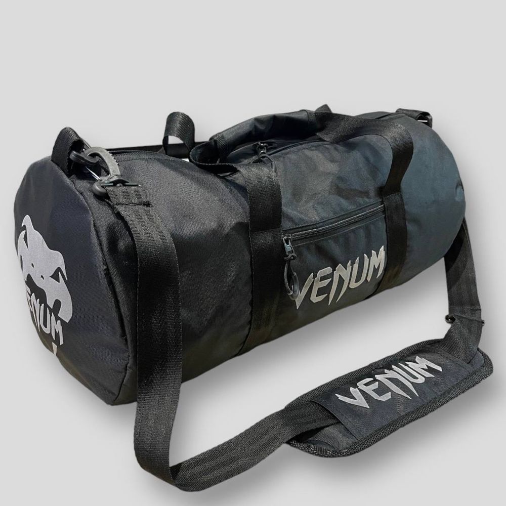Спортивна сумка Venum Tubus size M