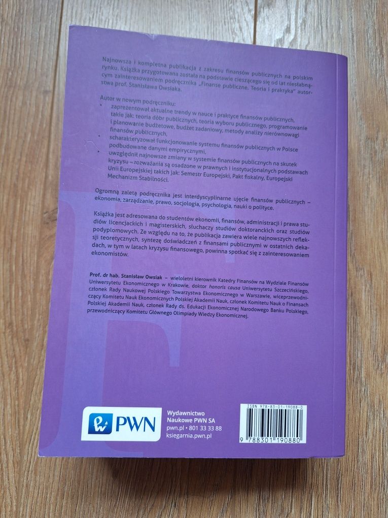 Finanse publiczne. Współczesne ujęcie. Stanisław Owsiak 2017