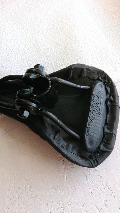 Велосипедне сідло фірми FRONTERA, виробноцтво Італія.