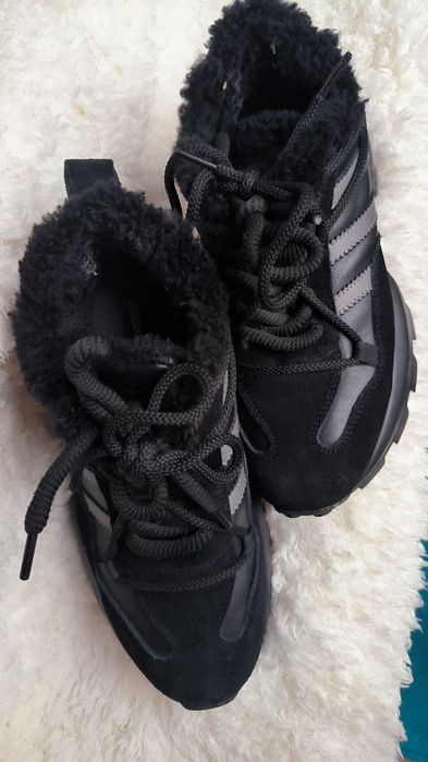 Ботінки жіночі UrbanTracy зима 39р.