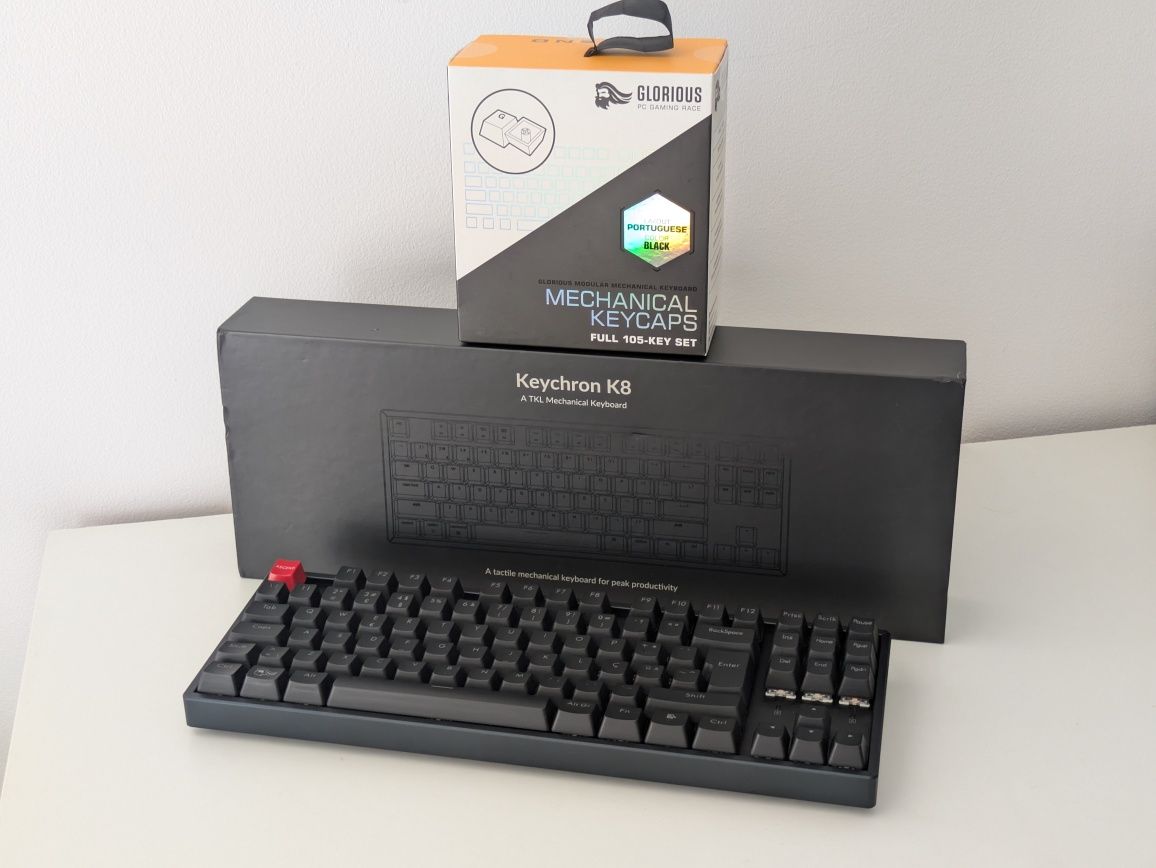 Keychron K8 TKL + Glorious Keycaps PT