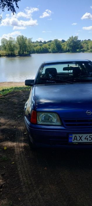Продаю Opel  Kadett e