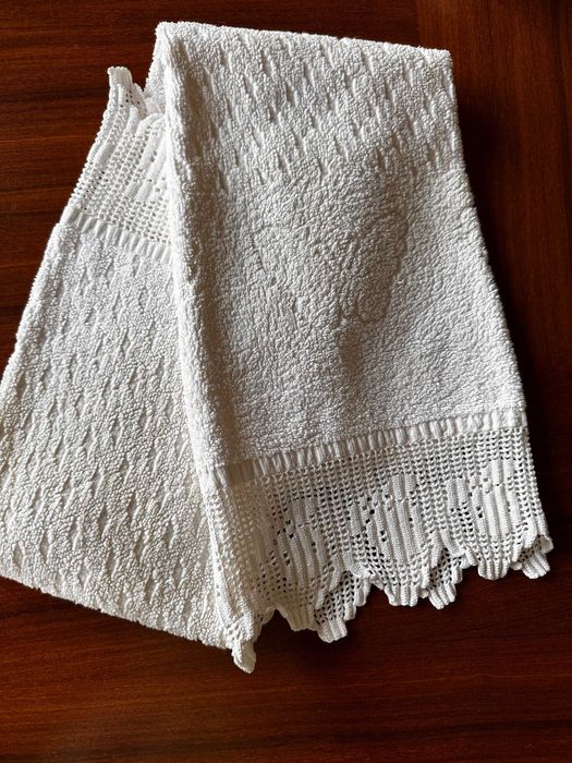 toalhas de wc com renda e monograma