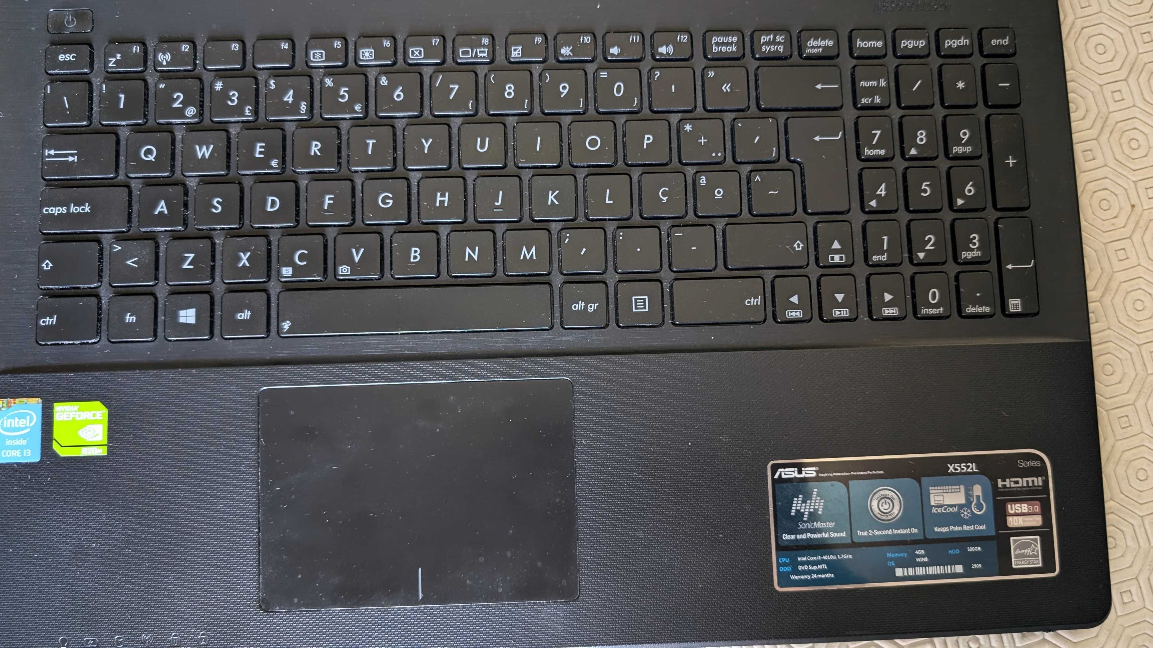Portátil ASUS X552L
