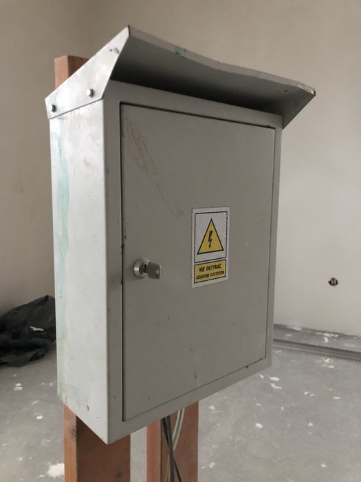 Erbetka rozdzielnia rozdzielica budowlana Hager