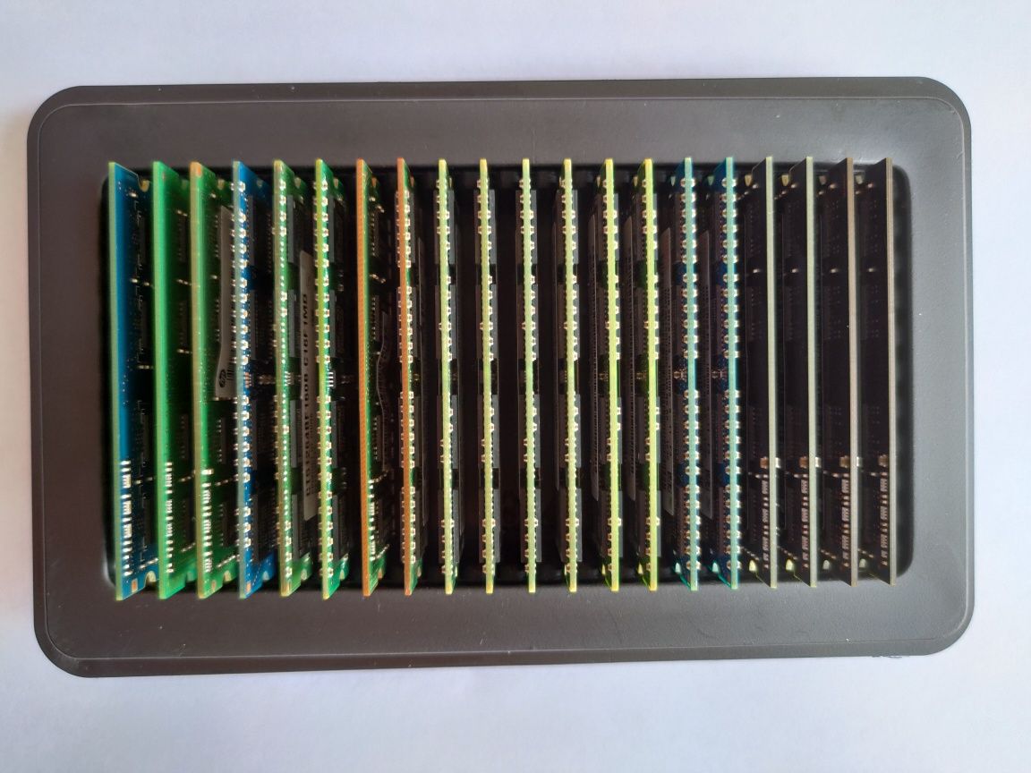 Память SO-DIMM DDR3 4GB 2Rx8 1600 МГц для ноутбуков с гарантией
