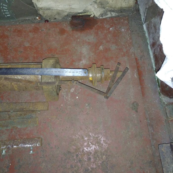 Вал на церкулярку універсальний з ножами