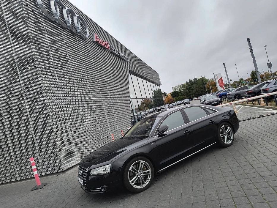 Audi A8 AUDI A8  4.2 TDI  D4 Quatro Masaże Bose 350 KM