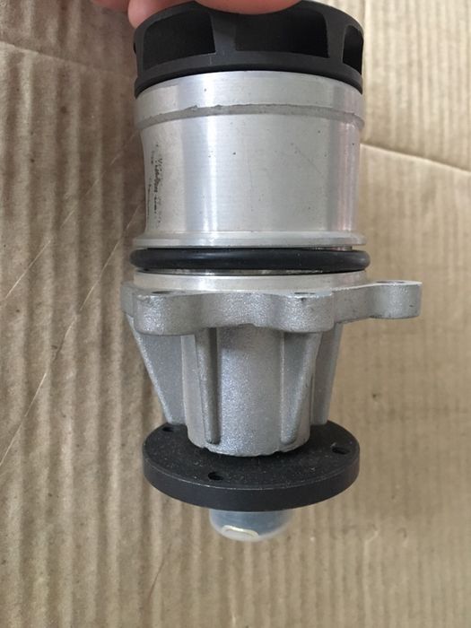 Помпа БМВ Нова HEPU BMW 1.6-8 e30 316i 318 e34 518i водяной насос P459