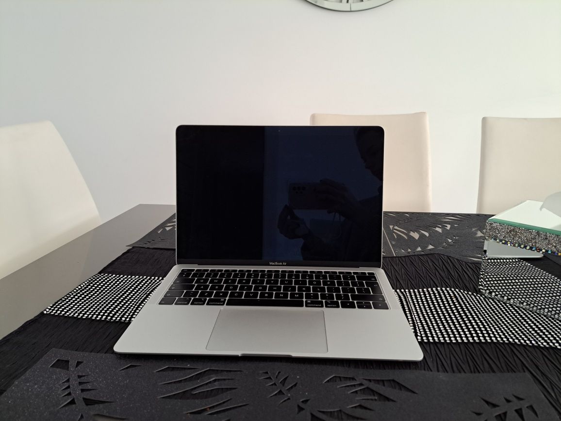 Macbook Air  Srebrny