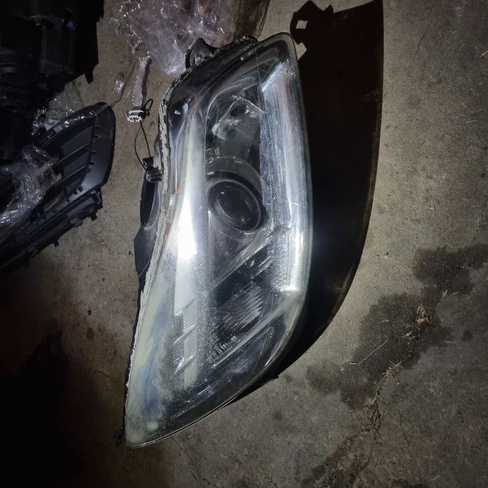 Opel insygnia A lampa bi-xenon led przednia prawa