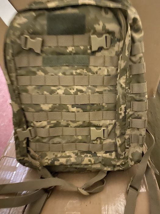 Зимні речі та взуття