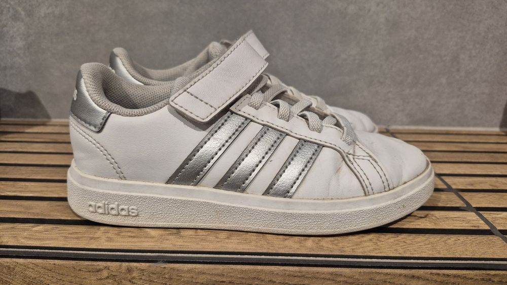Adidas Grand Court 2.0 sneakersy białe dziecięce r. 29