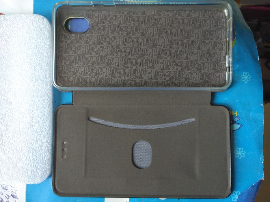 Чехол книжка кожаный для Samsung A013 магнит