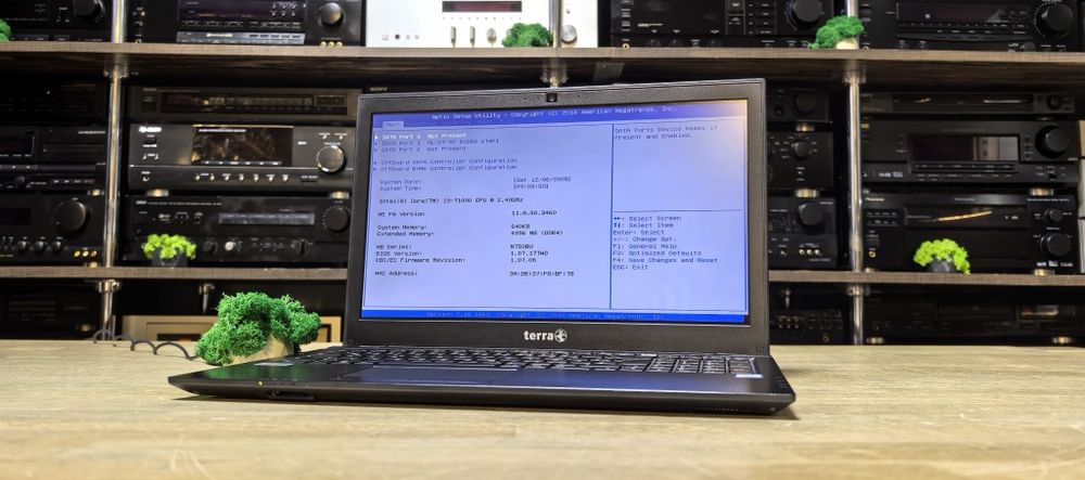 Ноутбук Terra 1515/I3-7100/Ram 4gb DDR4/HDD no/Акб no/Бж no