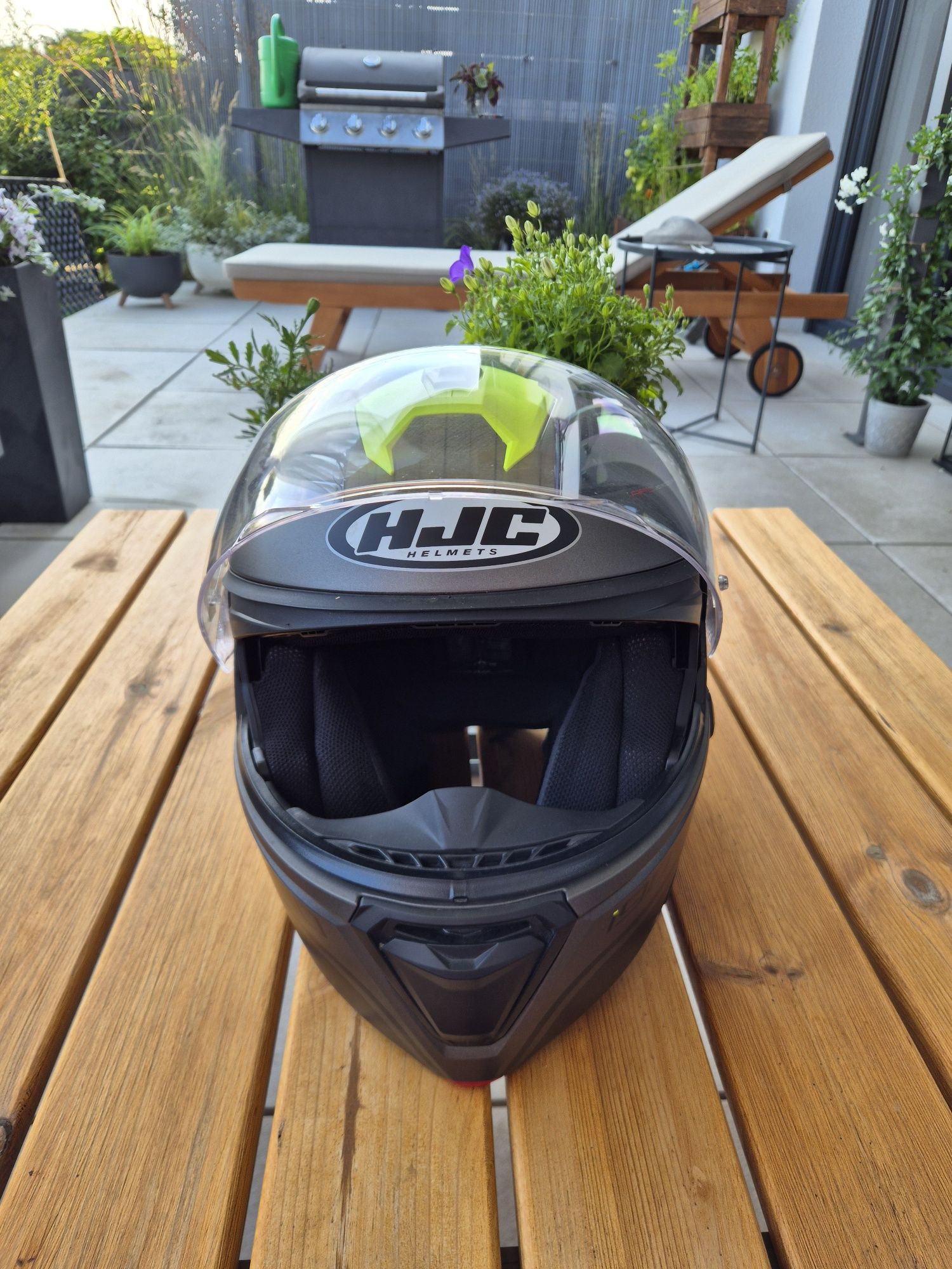 Kask HJC i90 rozm M + Sena 30k stan b.dobry.