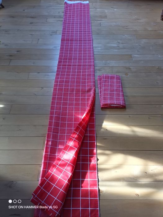 Zasłonki/Firanki czerwone