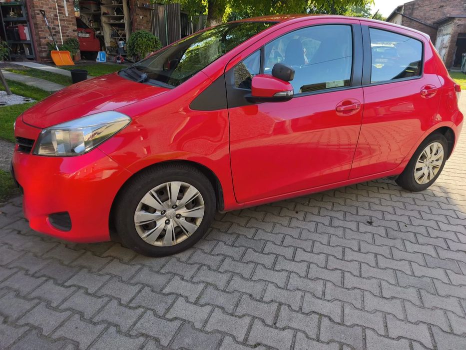 Toyota Yaris w bdb stanie, pełna faktura VAT
