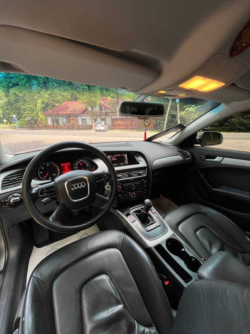Audi A4 2010 (B8/8K)