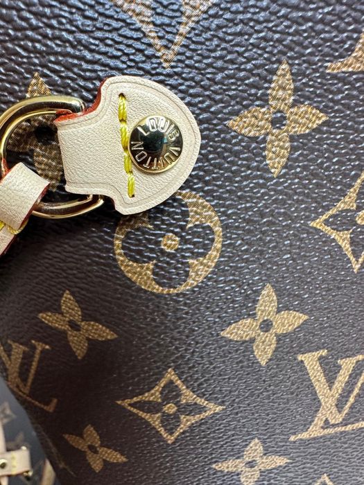 Сумка Louis Vuitton Neverfull