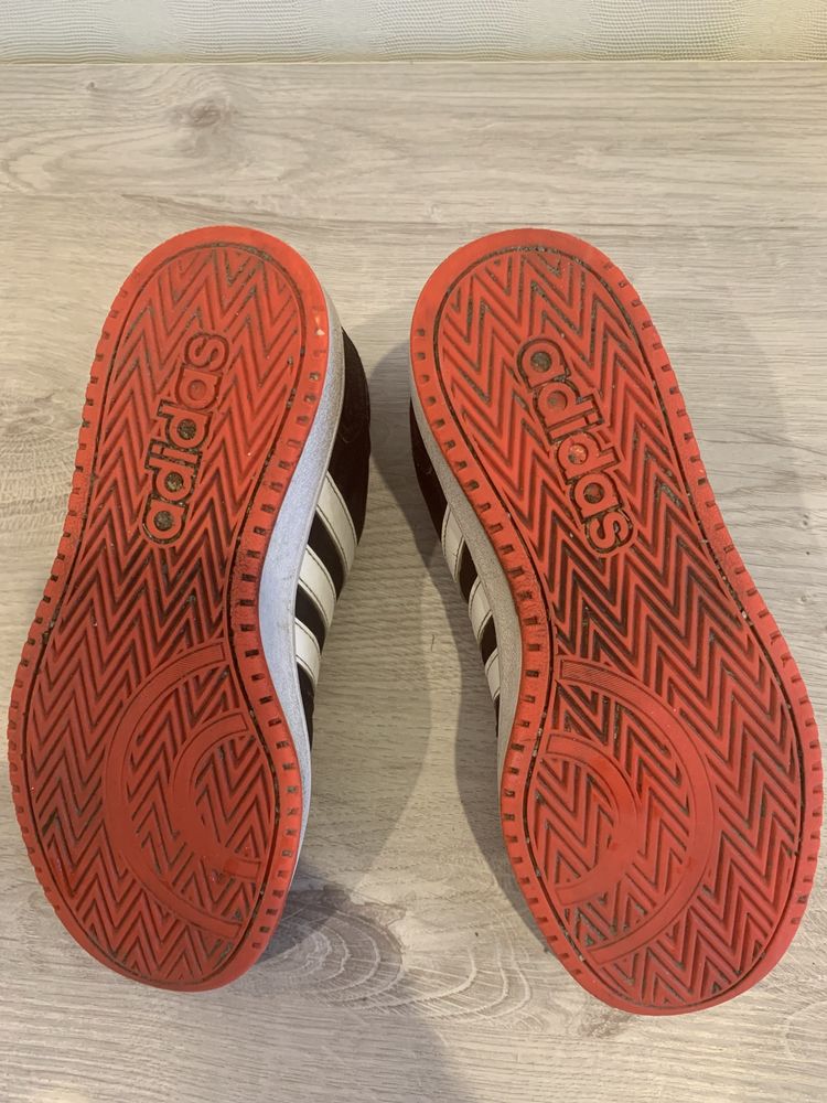 Кроси Adidas розмір 37,5