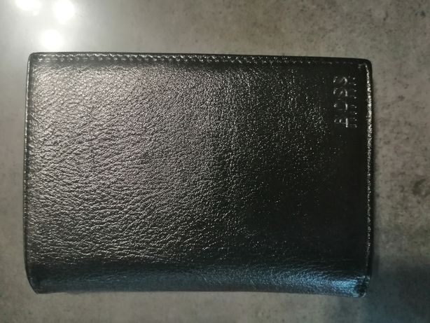 Hugo Boss  portfel duży  15cm  11cm