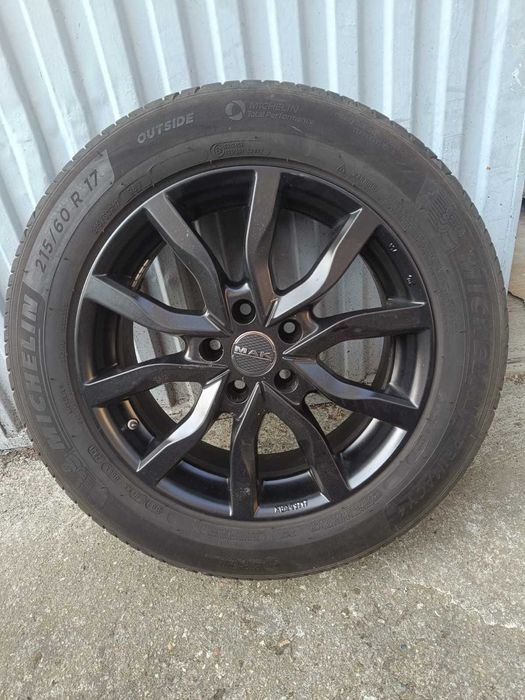 Продам шини michelin з дисками  MAK 7j *H17  114.3. ET 40