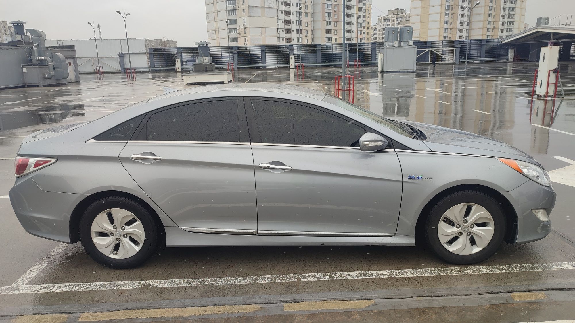 Авто Hyundai Sonata gibrid