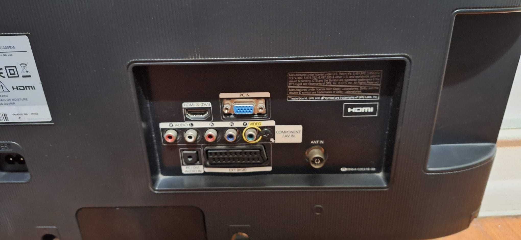 Monitor Samsung T24C300EW - avariado
