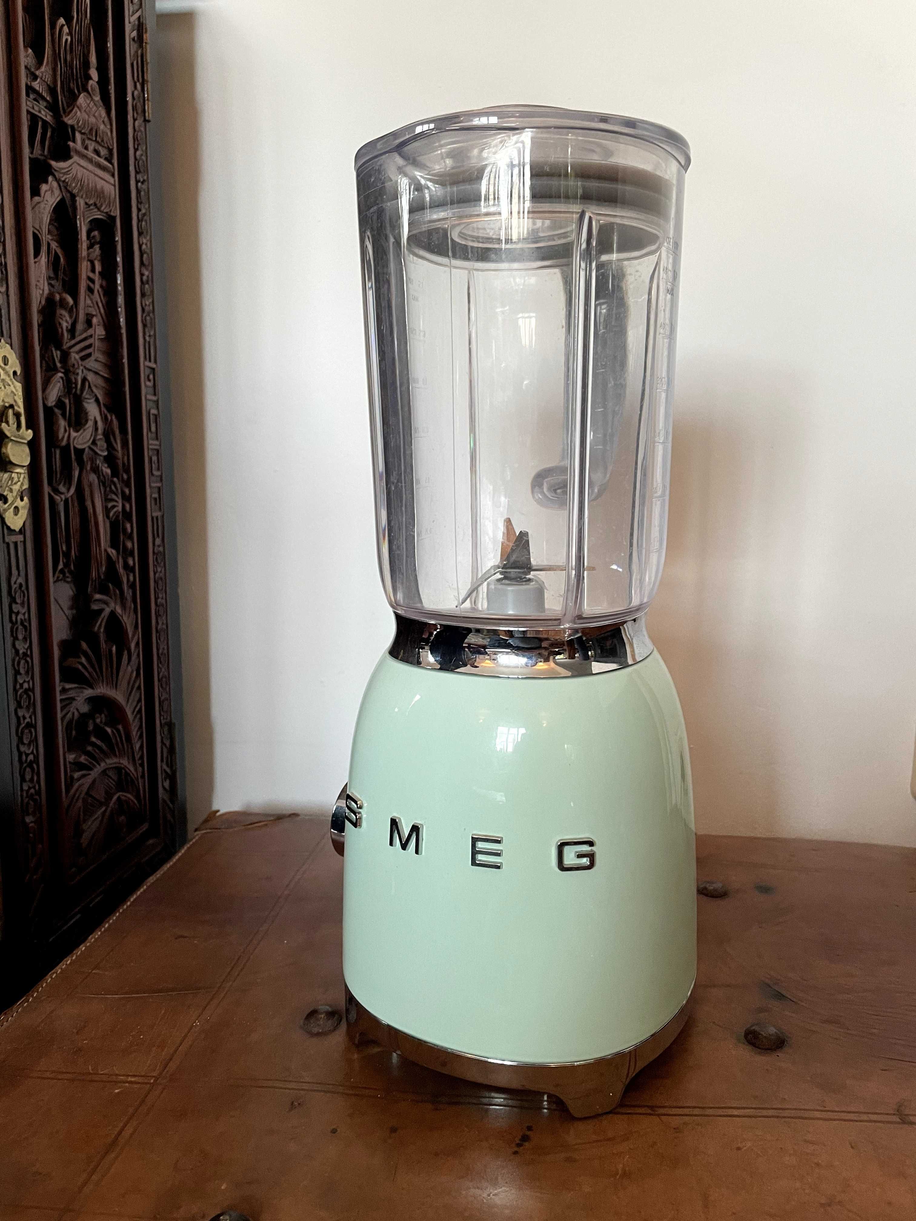 Liquidificador SMEG 1.5L, Verde água