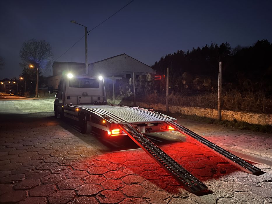 Pomoc drogowa 24/7 - Holowanie - Transport pojazdów / maszyn