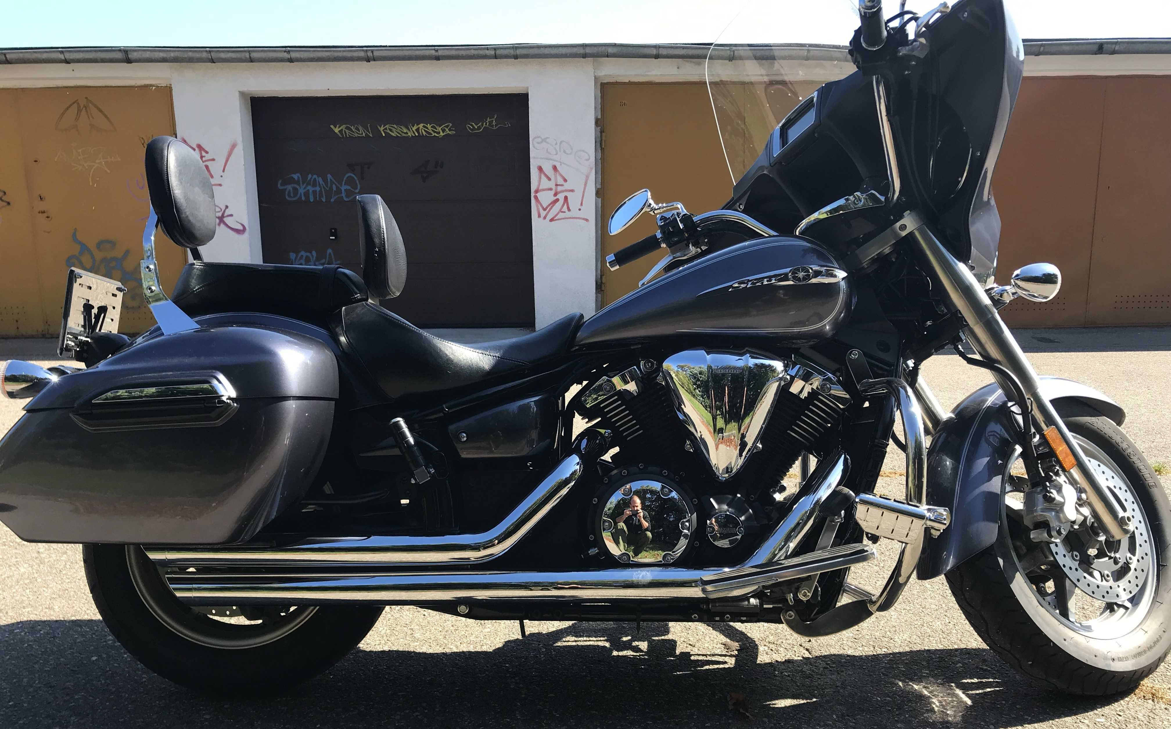 Yamaha XVS MIDNIGHT STAR 1300 Deluxe