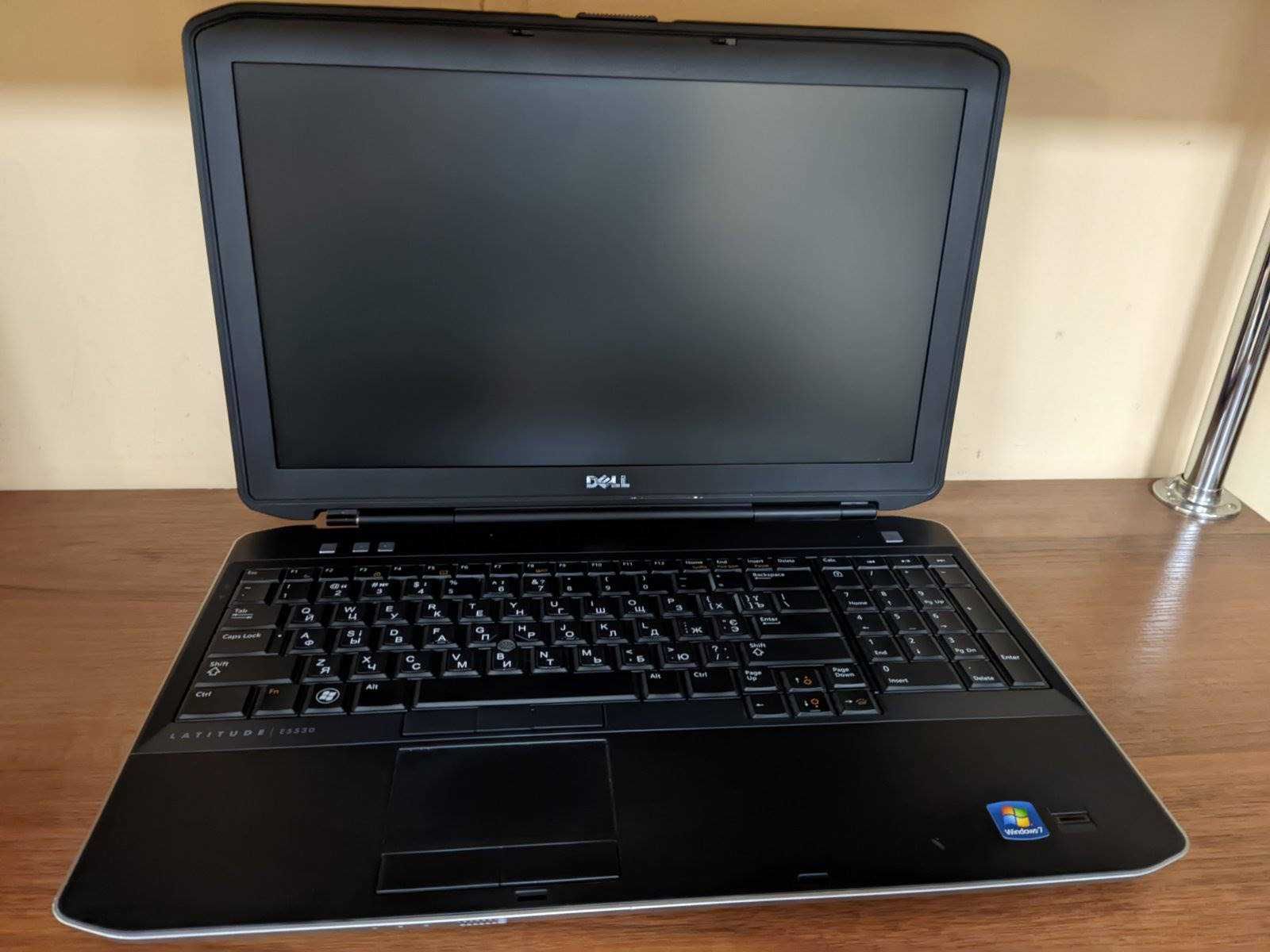 Продам надійний ноутбук Dell E5530 15.6" i5-3210M 240GB SSD 8GB