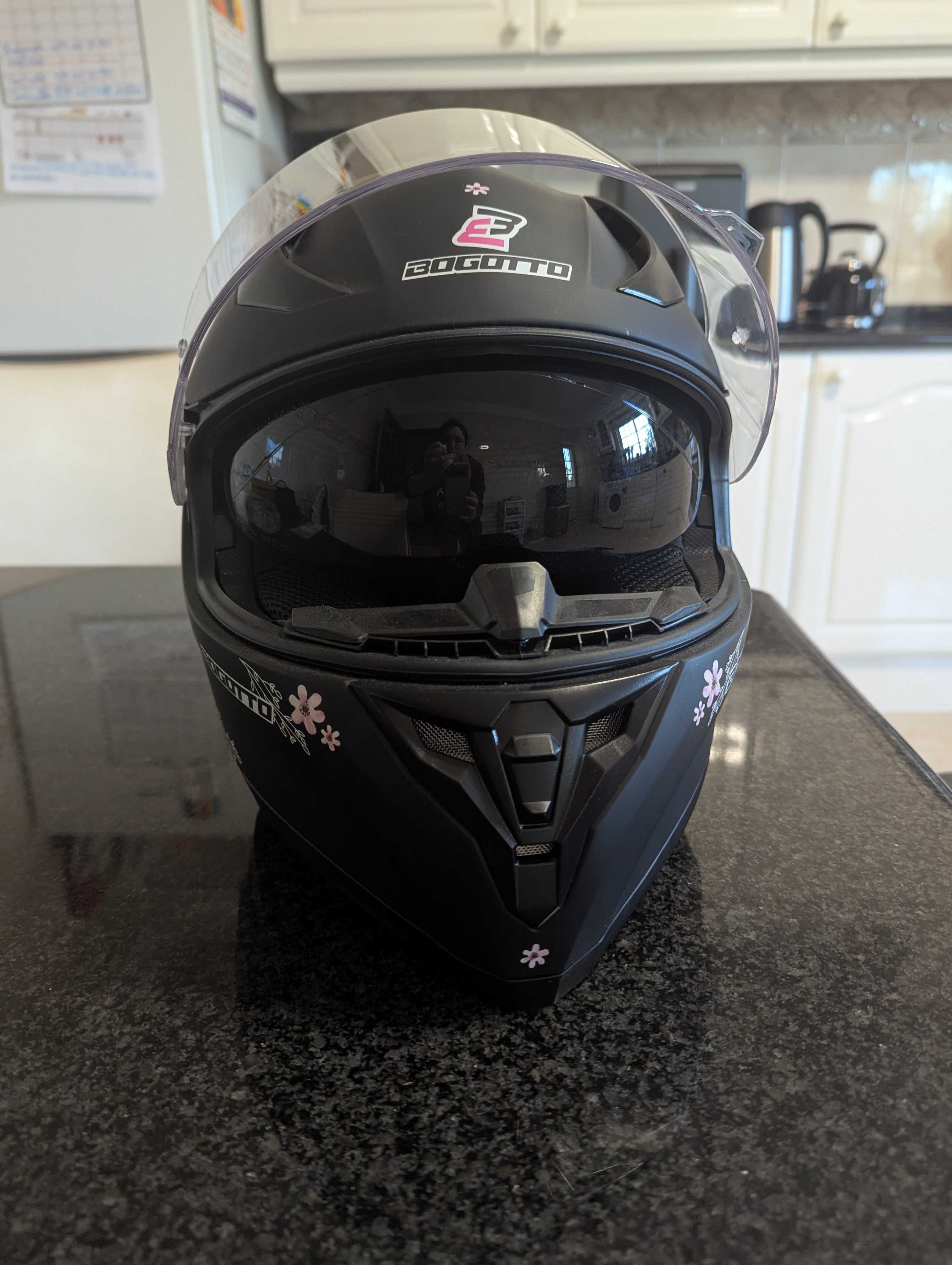 Capacete para meninas / senhoras semi-novo
