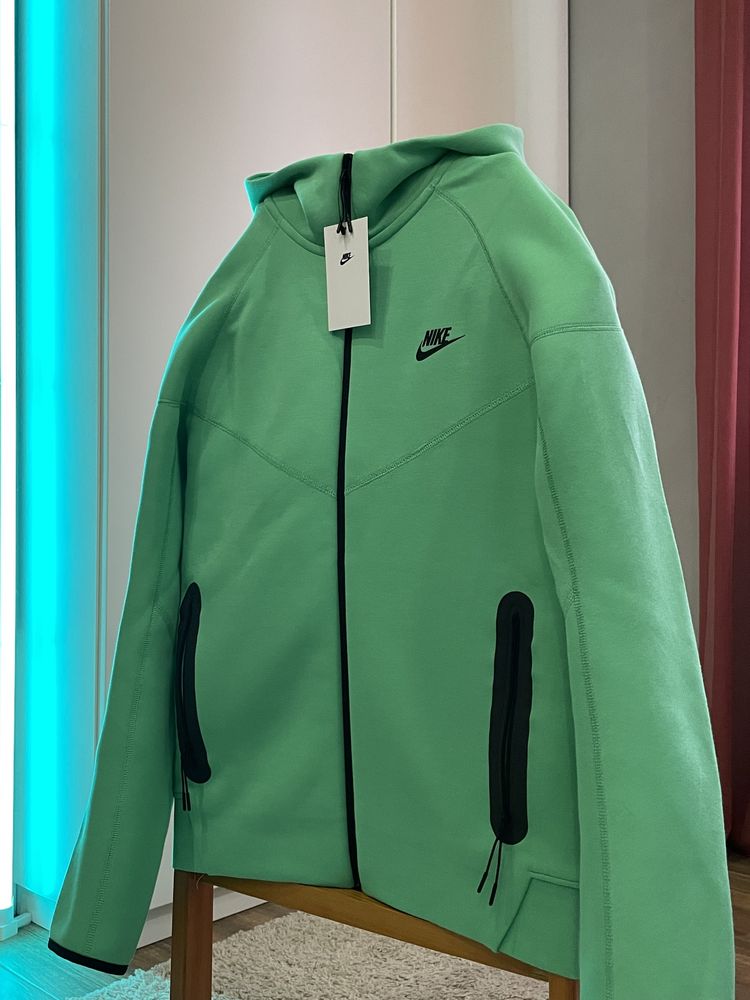 Новое оригинальное худи Nike Tech fleece Green