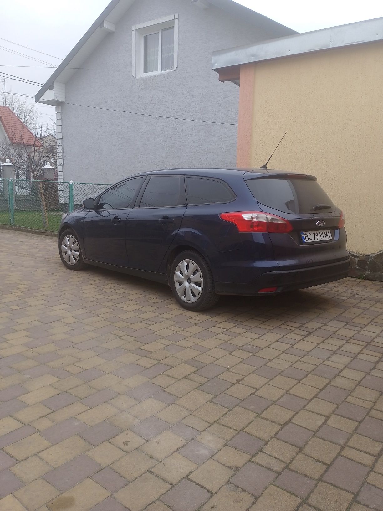 Ford focus 2013 ( 1.6 b)