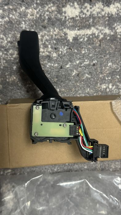 Переключатель поворотів. 1k0 953 513 g