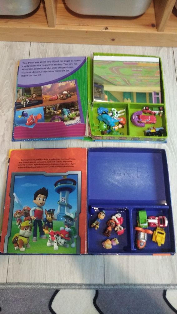 Książki z figurkami Psi Patrol i Disney