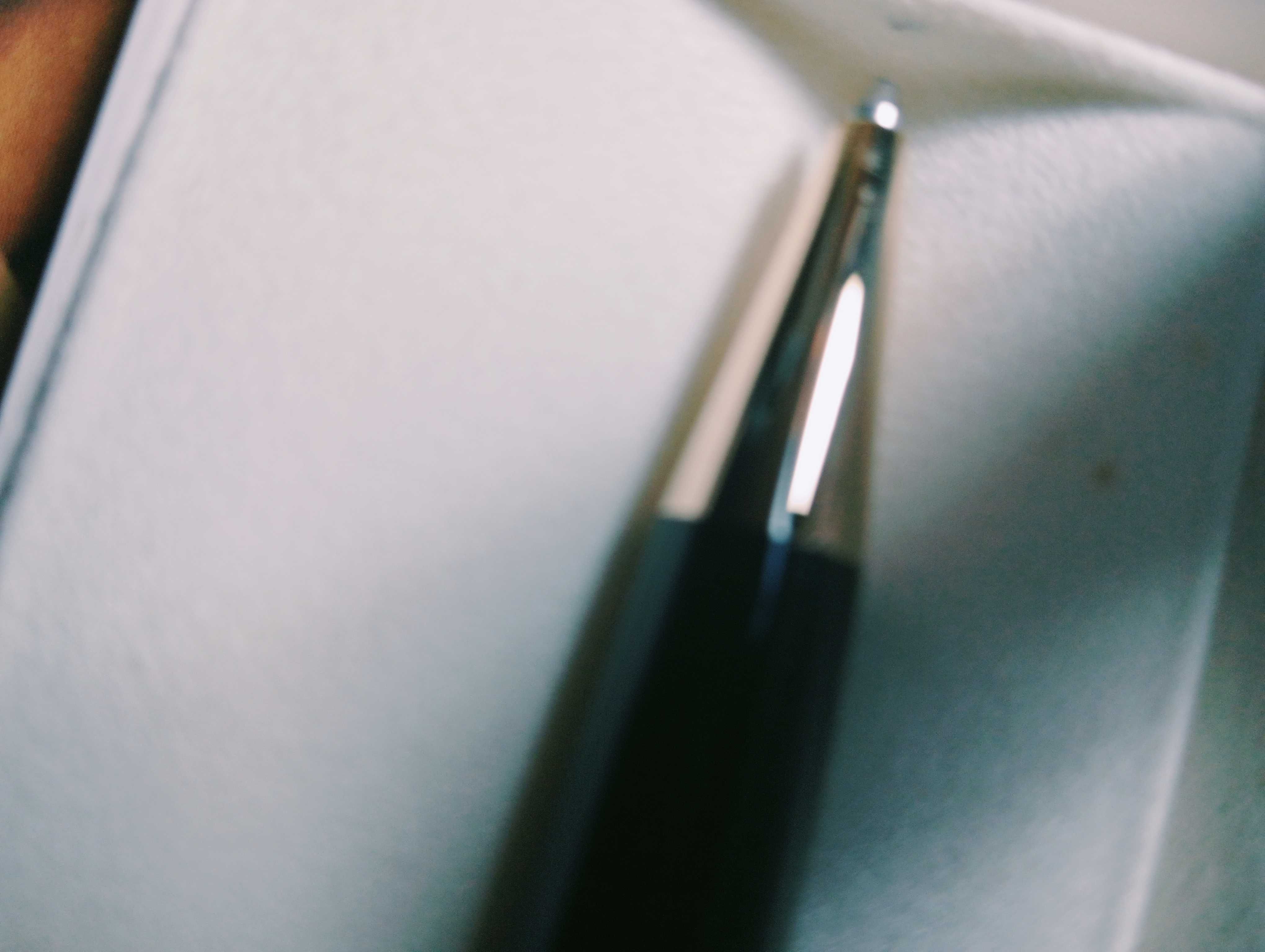 Montblanc por 199 euros ,contra reembolso paga  as despesas antes.