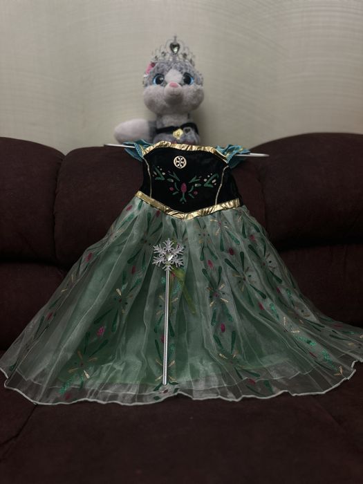 Сукні на прокат та можливо з подальшим викупом.Дрес кодові та звичайні