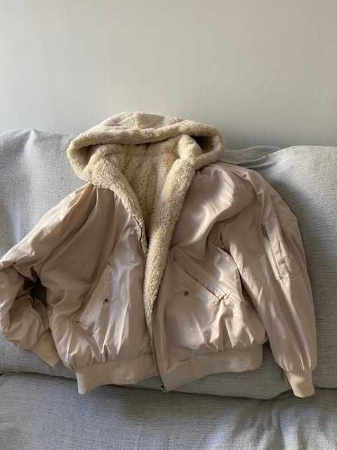 Blusões como novos e saia Plissada para venda