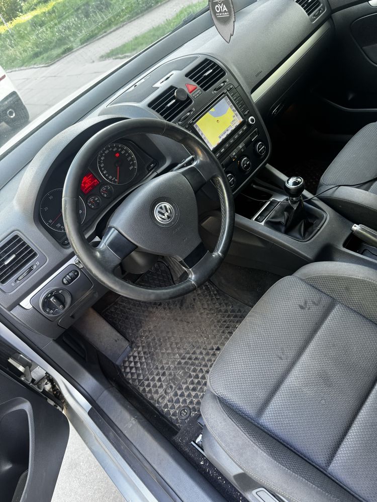 Volkswagen Golf V 1.9 TDI