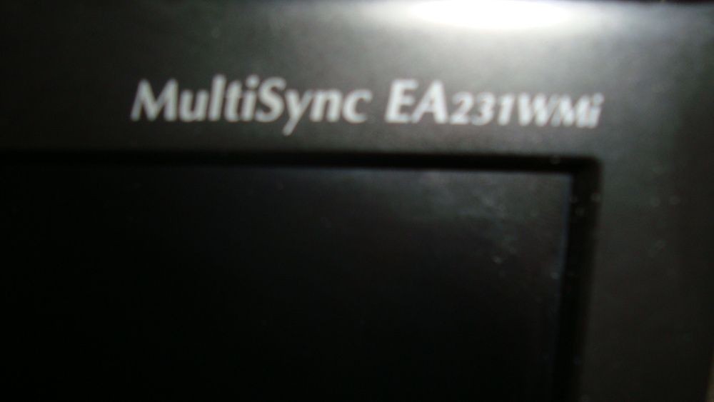 Монитор NEC EA231wmi