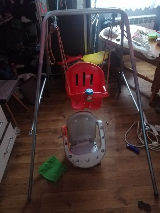 Huśtawka na stelażu